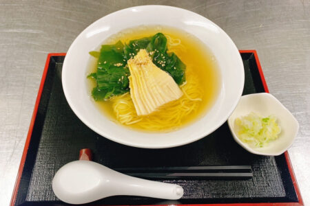 本日より新作の生わかめラーメン発売です